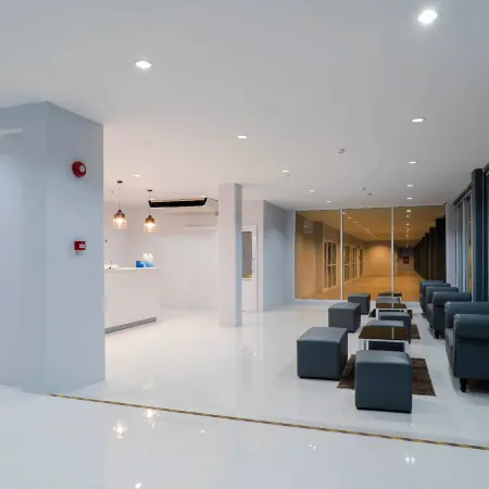 Manonta Budget Hotel Отели рядом с достопримечательностью «Princess Maha Chakri Sirindhorn Natural History Museum»