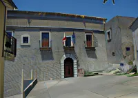 Le Due Lanterne Hotels in Papasidero