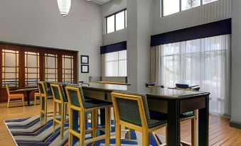 Hampton Inn & Suites Syracuse Dewitt