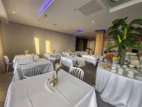 12 Oceans Hotel and Conference Centre Hotels in Kingsburgh