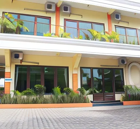 Hotel Ronggolawe فنادق في سبو
