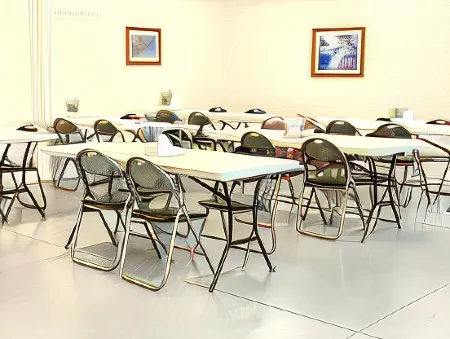 Avenue Motel Отели в г. Альфредтон