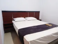 Aliya Guest House Syari'ah Hotels in Labuh Baru Barat