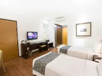 Gumilang Regency Hotel Hotels in Sukasari