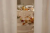 Le Alcove - Luxury Hotel Nei Trulli - breakfast