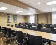 Comfort Inn & Suites Grafton-Cedarburg Hotels in Ozaukee County