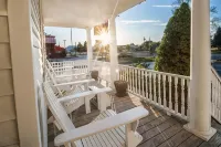 OurGuest Inn & Suites Downtown Port Clinton Hotels in Bay Township