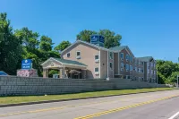 Cobblestone Hotel & Suites - Erie Hotels near Warner Theatre