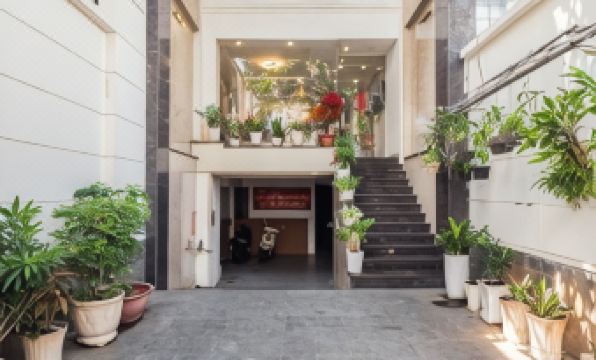 Cozrum - Love Hotel Tran Binh Trong