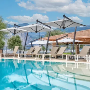 June Stay Lake Garda