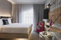 Moxy Lausanne City Hotels in der Nähe von Fahrstuhl