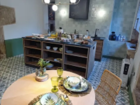 CASA CON ENCANTO (o Refuxio) Hoteles en Deza