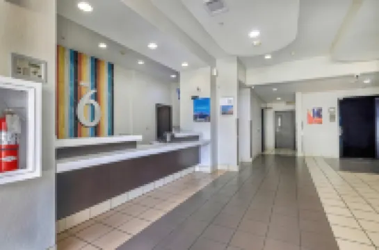 Motel 6 Cedar Park, TX