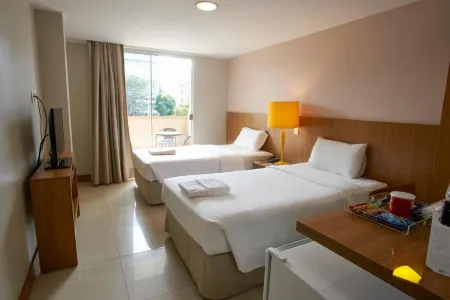 Brasília Imperial Hotel e Eventos Отели в г. Lago Sul