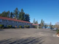 Super 8 by Wyndham Shelton Hotels in Shelton