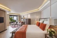 Royal Palm Beachcomber Luxury Hotels in Grand Baie
