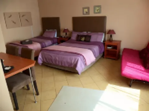 Gateway Guesthouse Hotels in Benoni