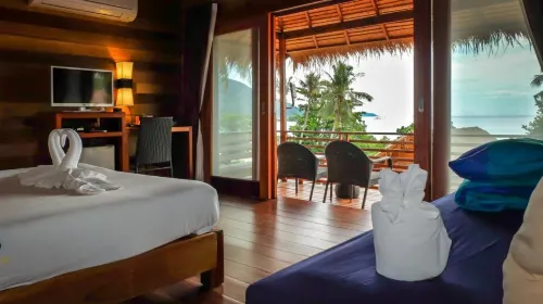 Ten Moons Lipe Resort