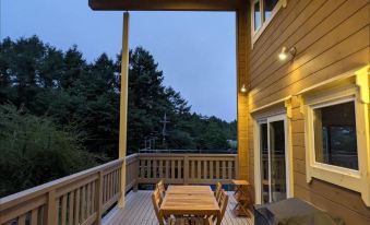 Log Cabin Rentals & Finland Sauna Step House