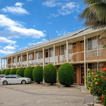 Sapphire Waters Motor Inn