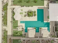 Umami Hotel - Adults Only - parking