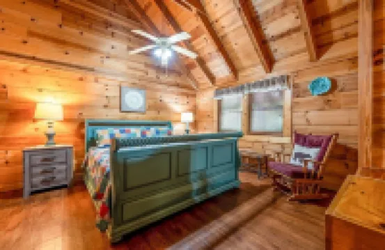 Bean Pot 1 Bedroom Cabin by RedAwning