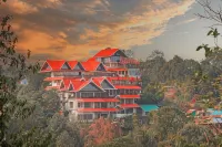 Mount Queens Hill Resort & Spa Hotels near St. Paul the Apostle’s Church