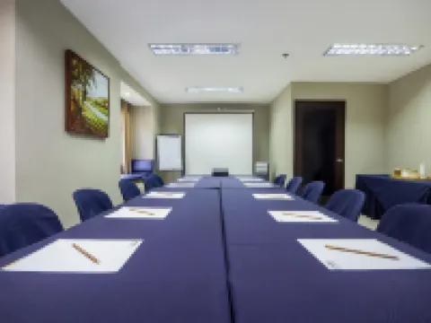 Microtel by Wyndham Eagle Ridge Hotels in General Trias