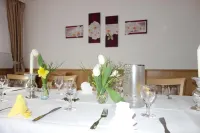 Hotel Wiedenhof Hotels in Langenfeld