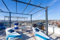 Oceanview Deluxe Penthouse Apartment with 89m2 Living Space & 90m2 Roof Terrace