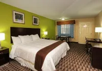 Quality Inn & Suites Bridge City Orange