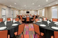 Home2 Suites by Hilton Woodbridge Potomac Mills Hotels in Woodbridge
