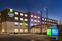 Holiday Inn Express & Suites Salisbury Các khách sạn ở Salisbury