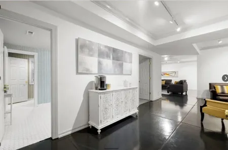 Charming 2-bedroom apartment nestled in nature behind the Broadmoor Hotel.