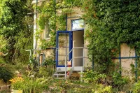 FEWO am Schwanseebad - Quiet, Safe and Beautiful โรงแรมใกล้Mahnmalsanlage und Gedenkstatte der DDR