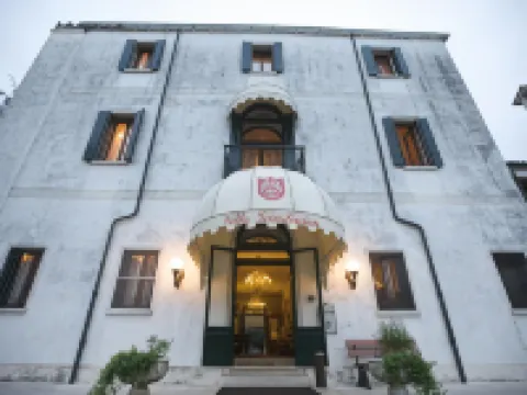 パーク ホテル ヴィラ ジュスタニアン ミラーノのホテル