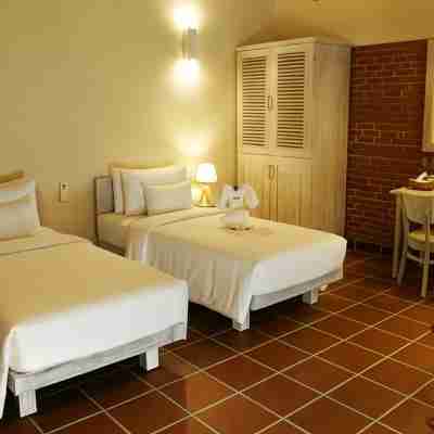 Olinia Airport Hotel Rooms