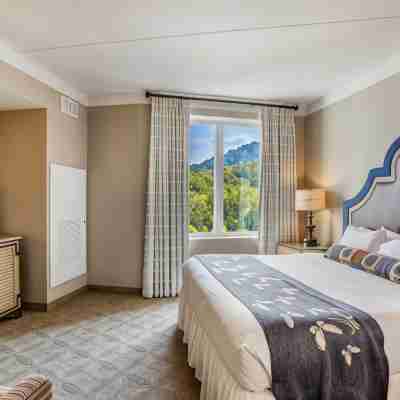 Dollywood's DreamMore Resort and Spa Rooms