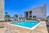 Motel 6 Menifee, CA - Pools