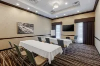 Best Western Plus Walkerton Hotel  Conference Centre Hotel a Brockton
