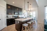 Family Gathering Place 6 BD Home Hot Tub sleeps 12 Hotels in American Fork