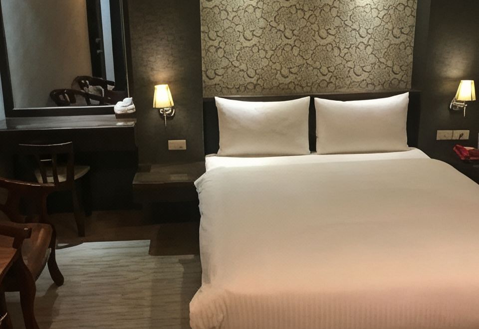 4. 베이스볼 호텔..