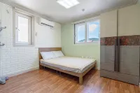 Daebudo Mahanaim Pension Hotels near 365 대부도 캠핑시티