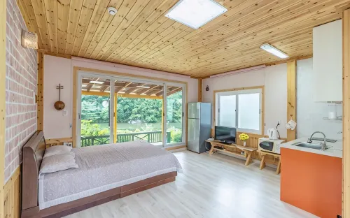 Boeun Supsogui Hayan Pension