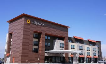 La Quinta Inn & Suites by Wyndham Littleton/Red Rocks