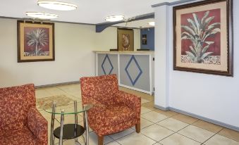 Travelodge by Wyndham Fort Myers North