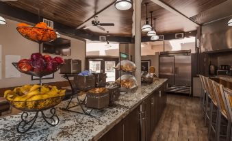 Best Western Yuma Mall Hotel  Suites