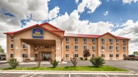 Best Western Laramie Inn  Suites