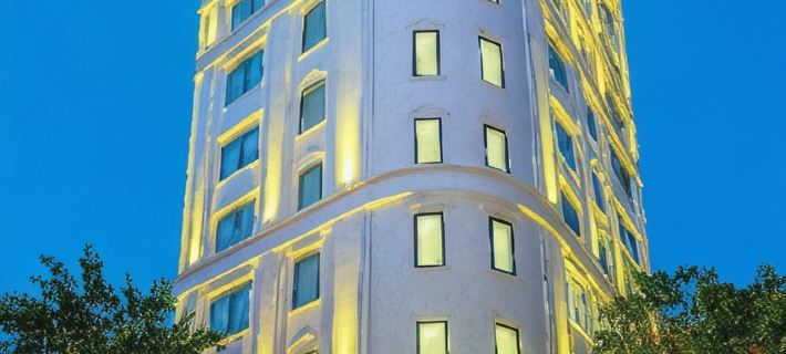 Kiwi Beachside Hotel & Cafe Da Nang Hotels in Đà Nẵng