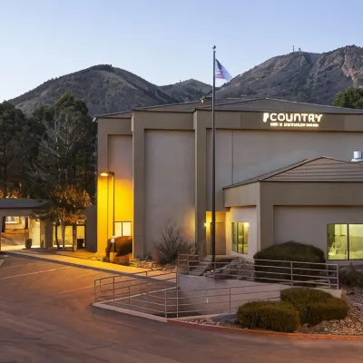 Country Inn & Suites by Radisson, Flagstaff, AZ Các khách sạn gần Trung tâm mua sắm Flagstaff
